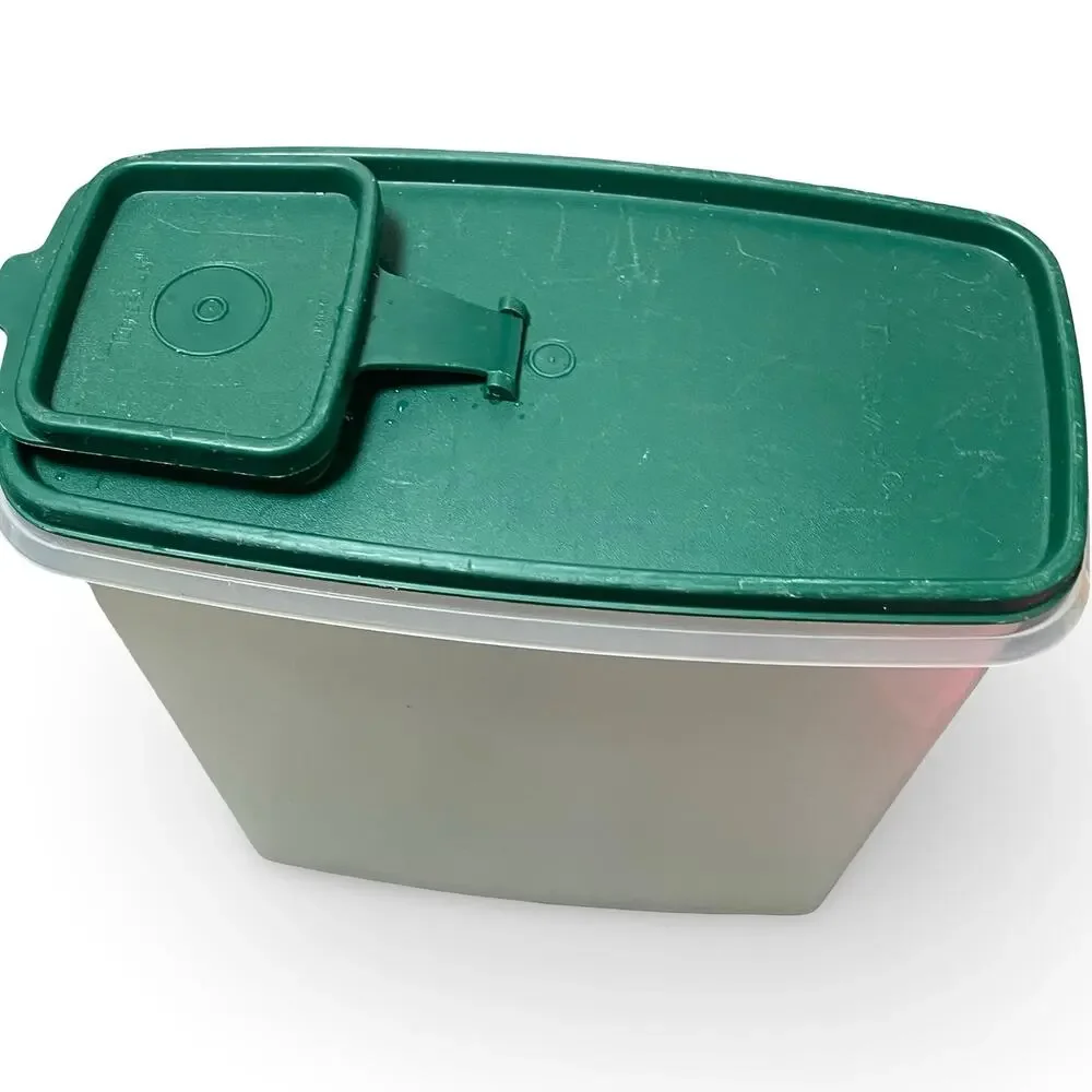 Tupperware Super Cereal Keeper Large 20 Cup Container 1588 1590 Green Vintage